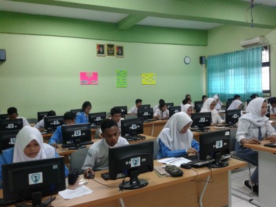 Kegiatan  Belajar Praktek di Lab Akuntansi